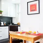 Feelathome Bonavista Apartment